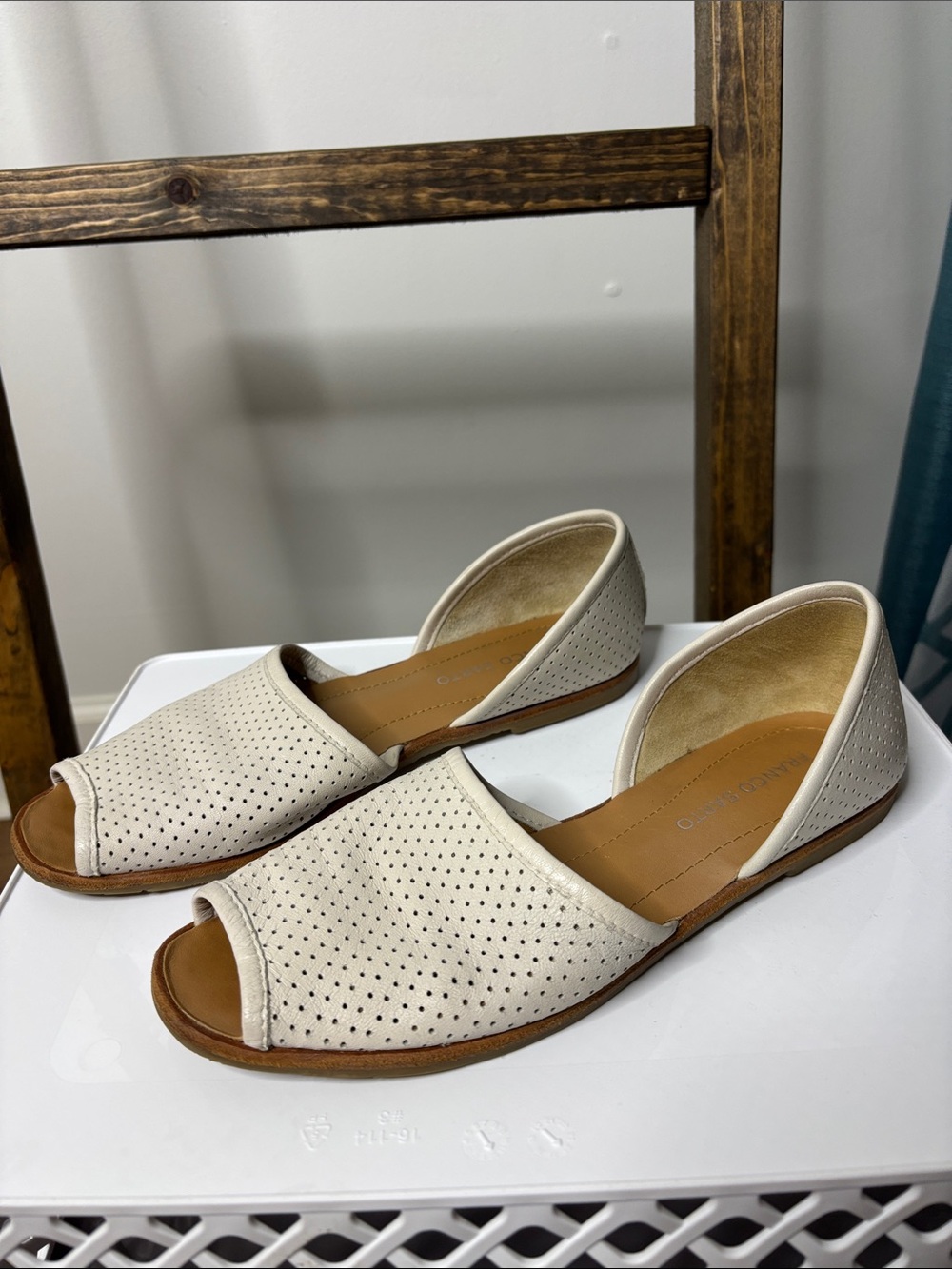 Franco Sarto Cream Perforated Open-Toe Flats Size 8